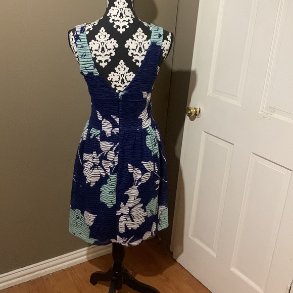 Cute summer dress size medium navy w/mint and white - Picture 4 of 7